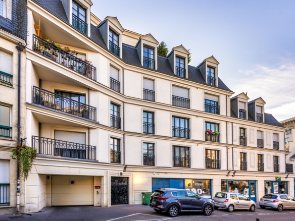 Chatillon (92320)- Villa Katell